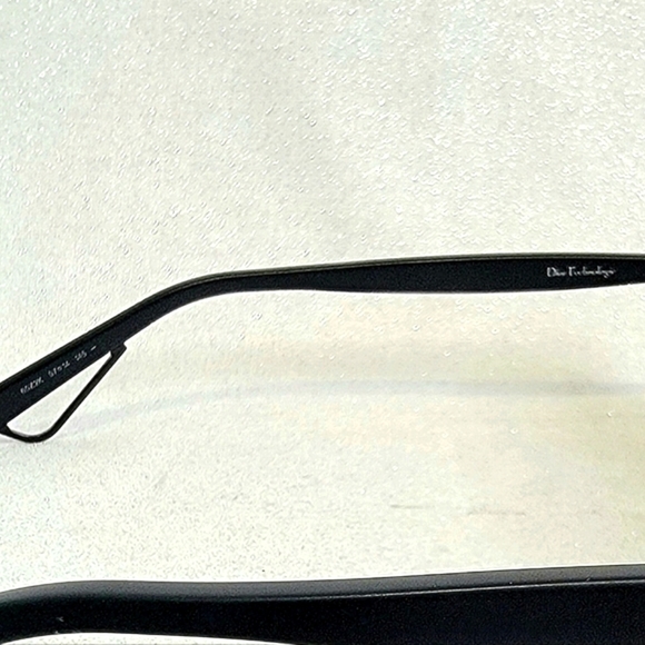 New DIOR Technologic Sunglasses - Picture 6 of 9